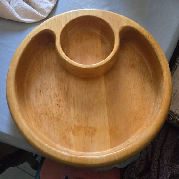 Large Wooden Chips And Dip Bowl - Picture 1 of 5